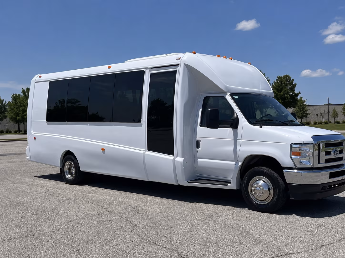 bridgeport quinceanera sweet 16 party bus rental