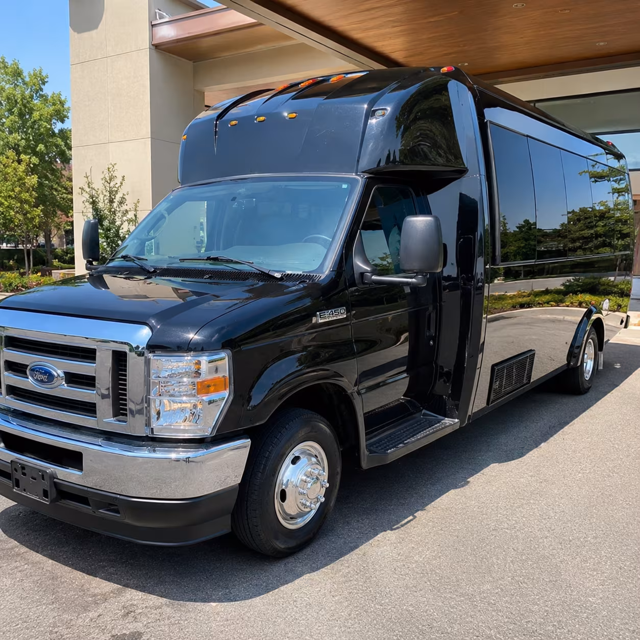bus rentals for bridgeport senior ministry and congregation outings