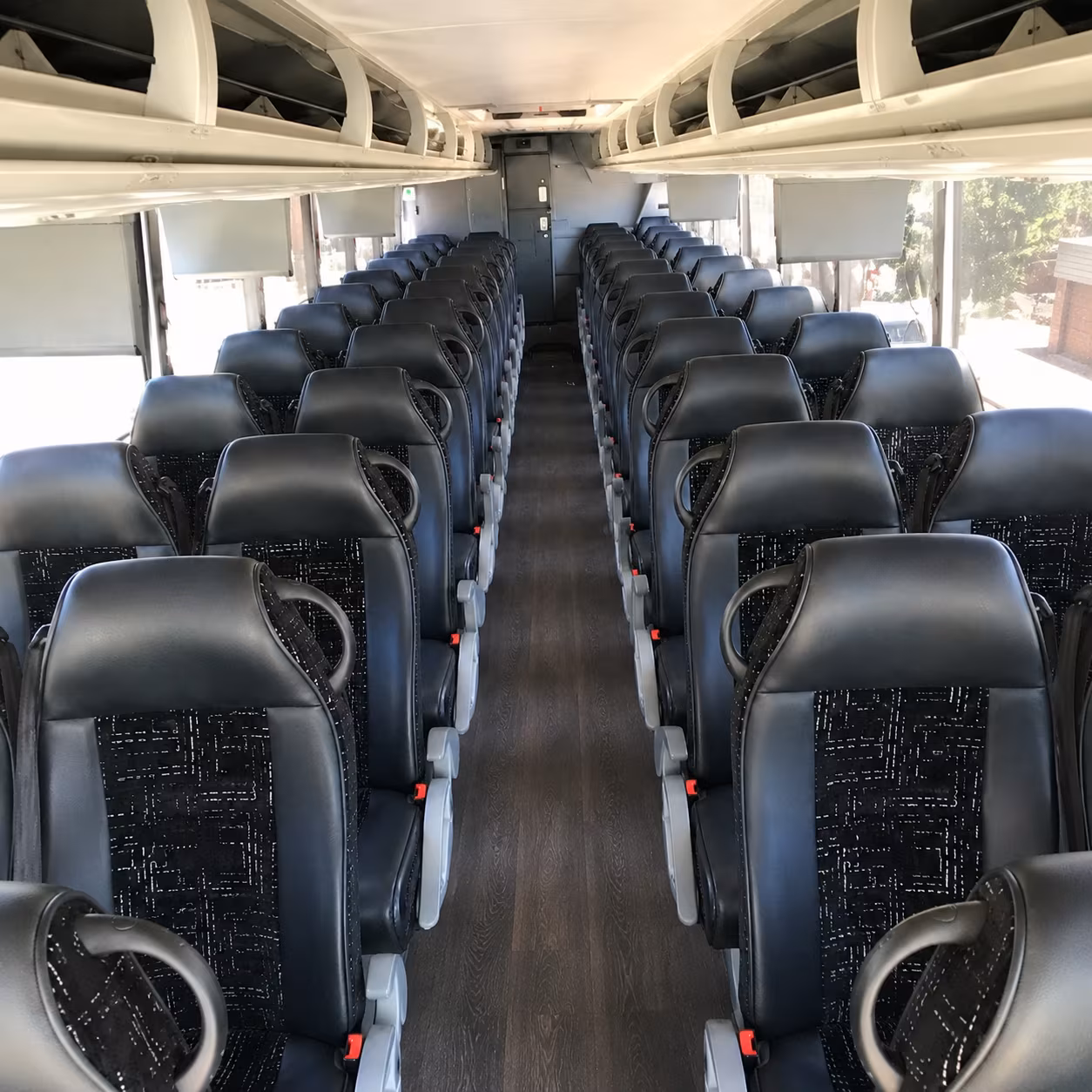 charter buses to uconn huskies games in storrs and hartford
