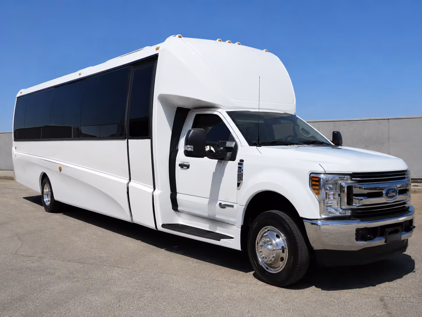find and book transportation for your next concert or music festival 1