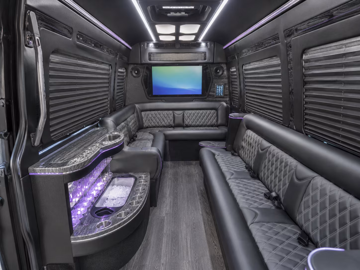 find and book transportation for your next prom 4