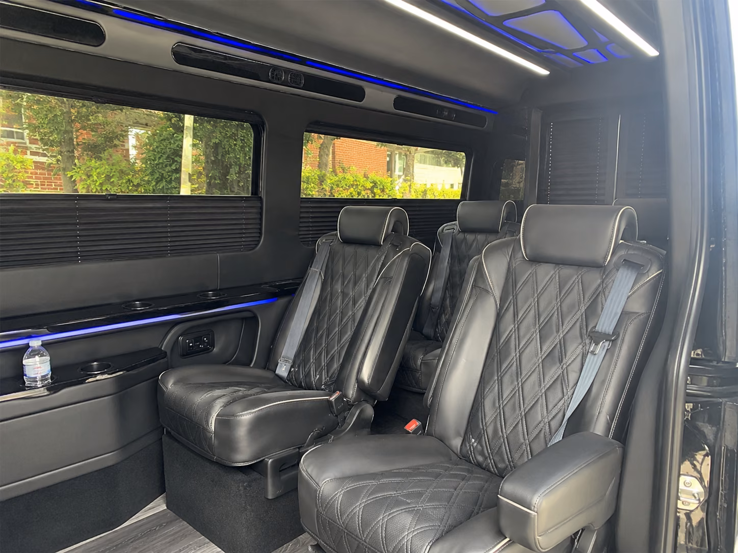 find and book transportation for your next wedding 1