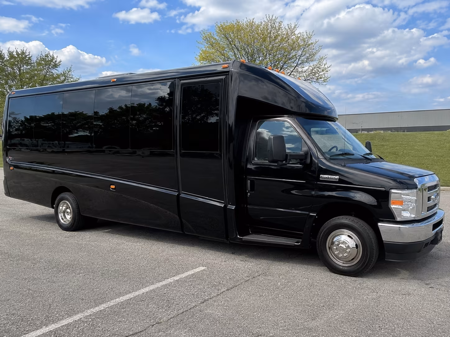 minibus and sprinter van rentals for executive group travel in bridgeport