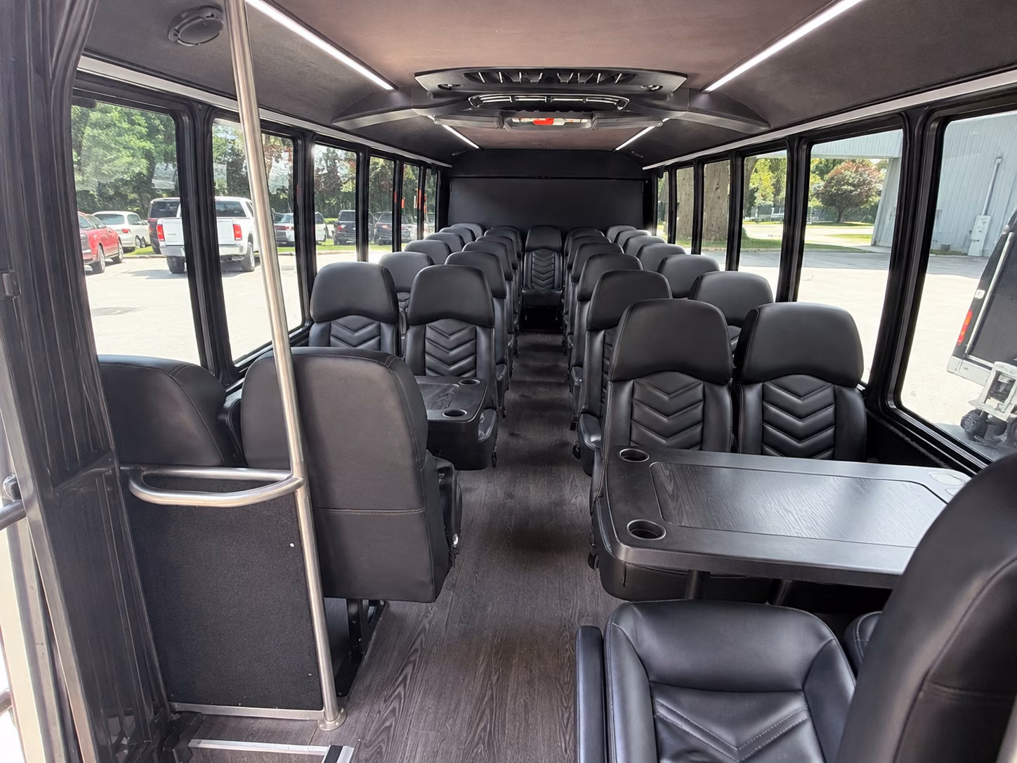 minibus rentals for bridgeport rehearsal dinners and day of logistics